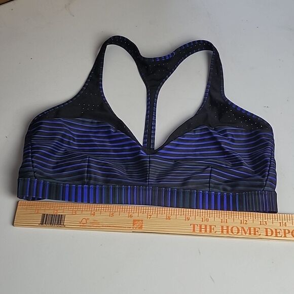 Lululemon Salty Swim Sport Top II TWSH/BLK  no pads. (D0020) - Picture 2 of 3